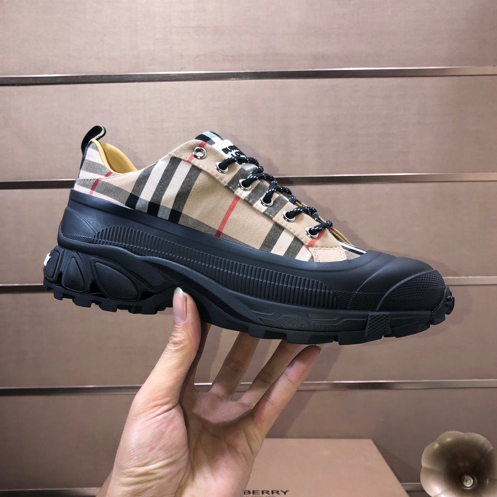 25 Luxury B Brand Casual Sneakers 0425102202