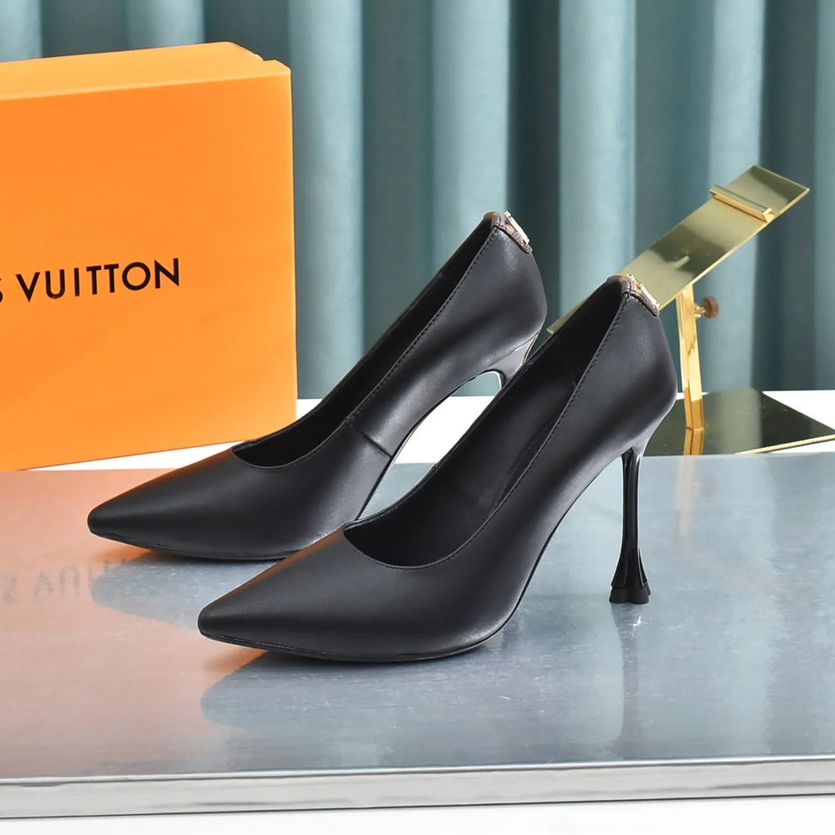 23 New classic women's high heels XC0423072502
