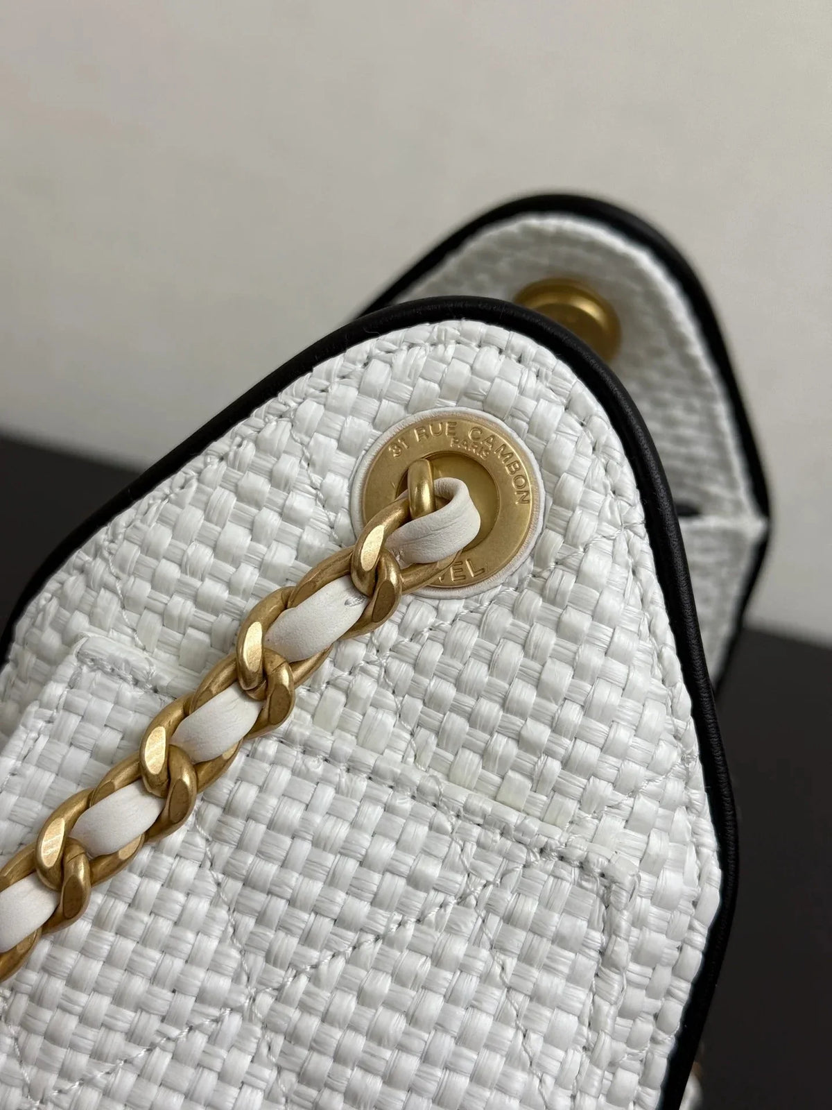 CHA  2026 Hobo Bag 22cm White Black Woven Leather