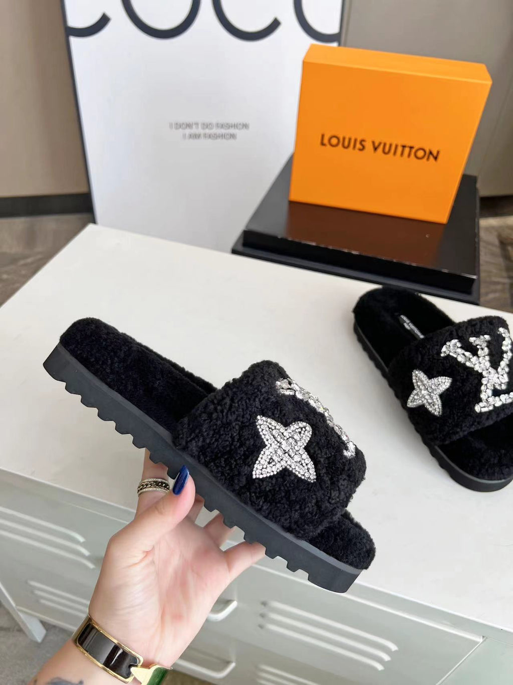 23 The most popular lambswool slippers in autumn and winter XC0423101606