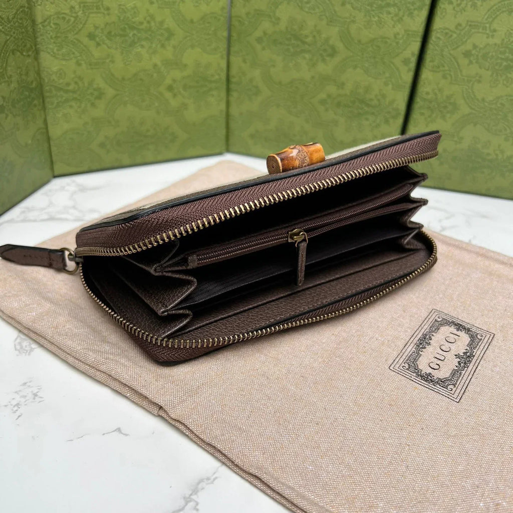 G Full Zip Wallet 1025050718