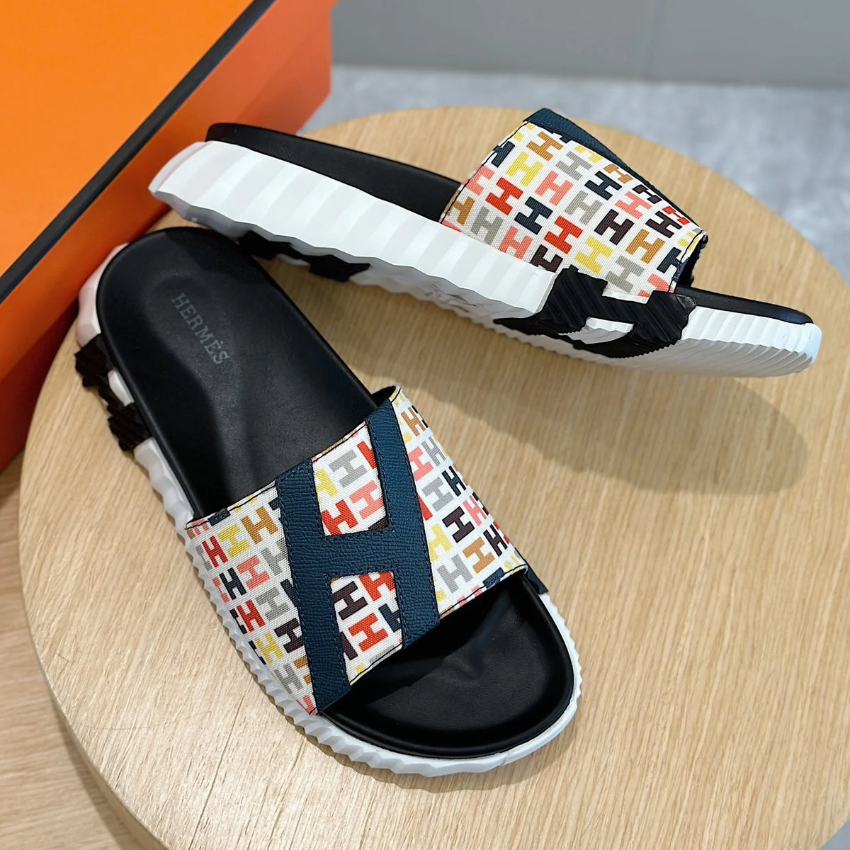 Men's new versatile thick bottom sandal slippers 1025032821