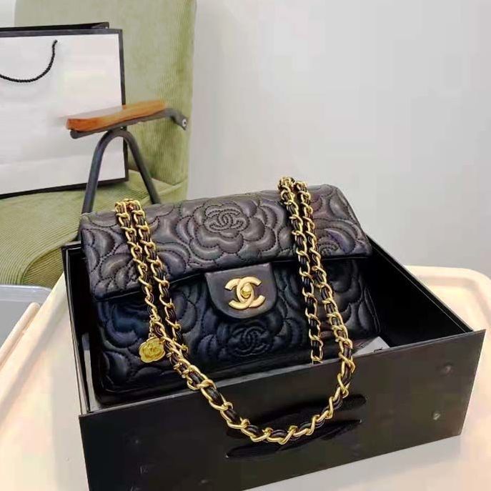 New trendy and fashionable women's bags PD10042814