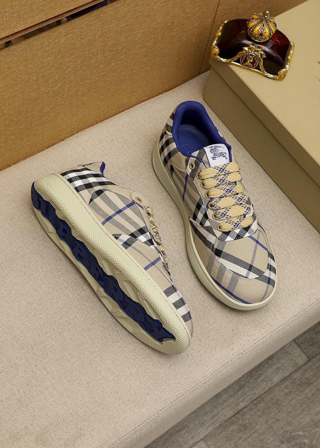 25 Luxury B Brand Casual Sneakers 042025052809