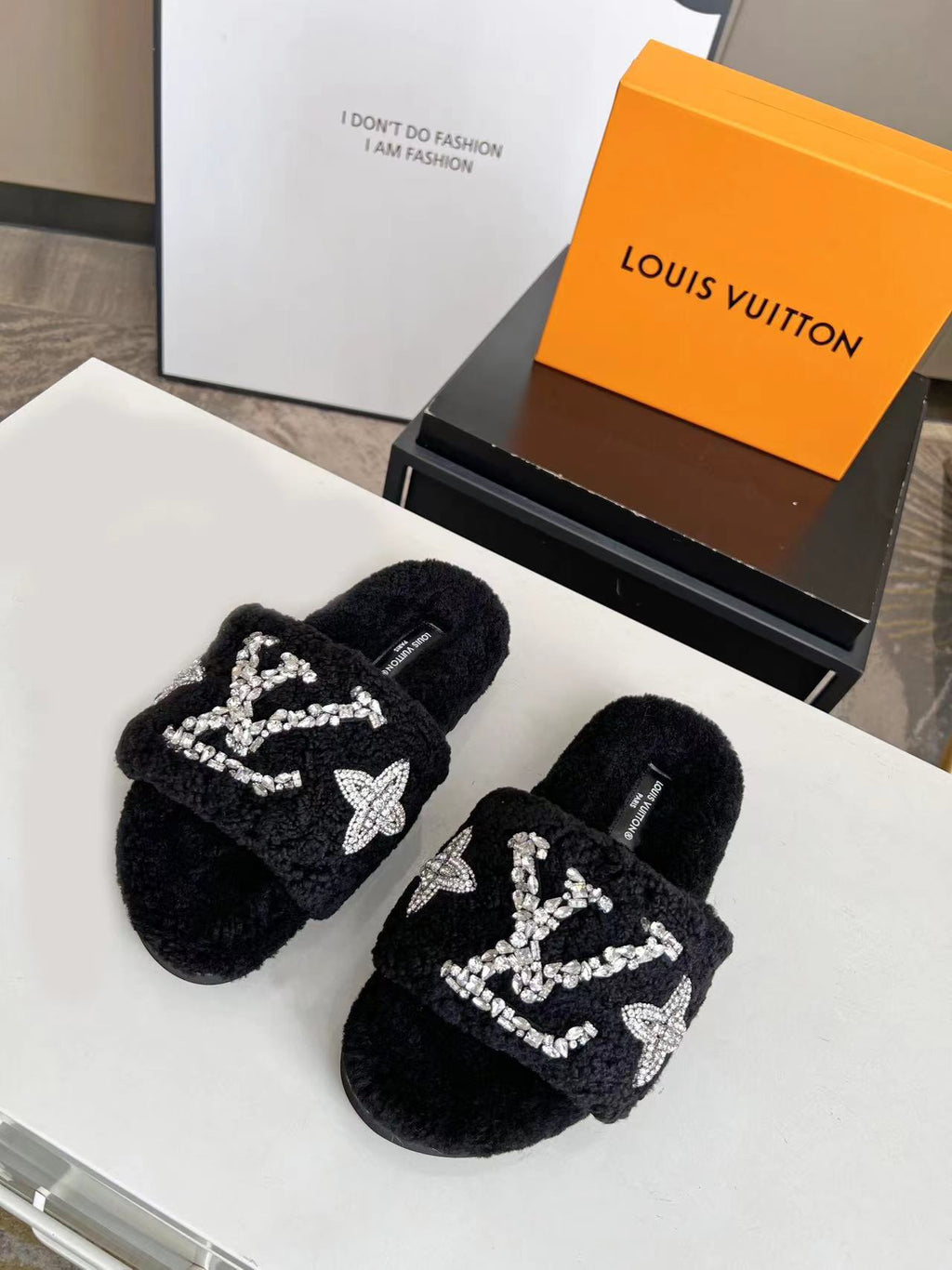 23 The most popular lambswool slippers in autumn and winter XC0423101606