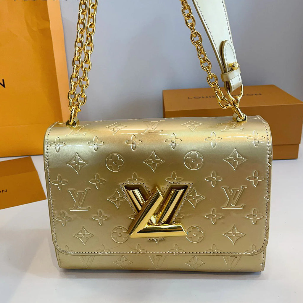 Fashion Simple twist chain bag 1025070110