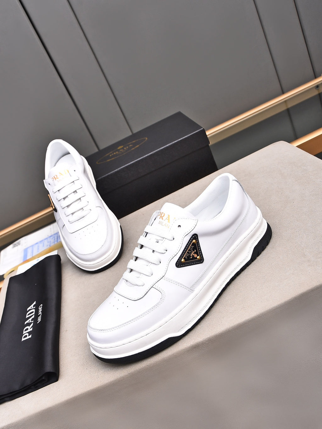 New Luxury PRD Casual Sneakers XC0424111807