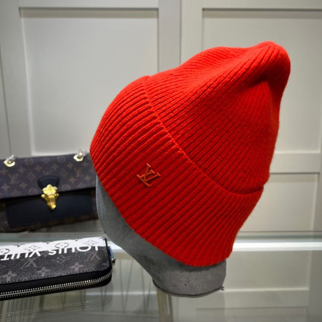 Winter new product small letter Baotou knitted wool cap unisex outdoor sports thickened warm cap