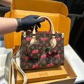 New Leather V Logo Handmade Cherry Fashion BagsXC052025052610