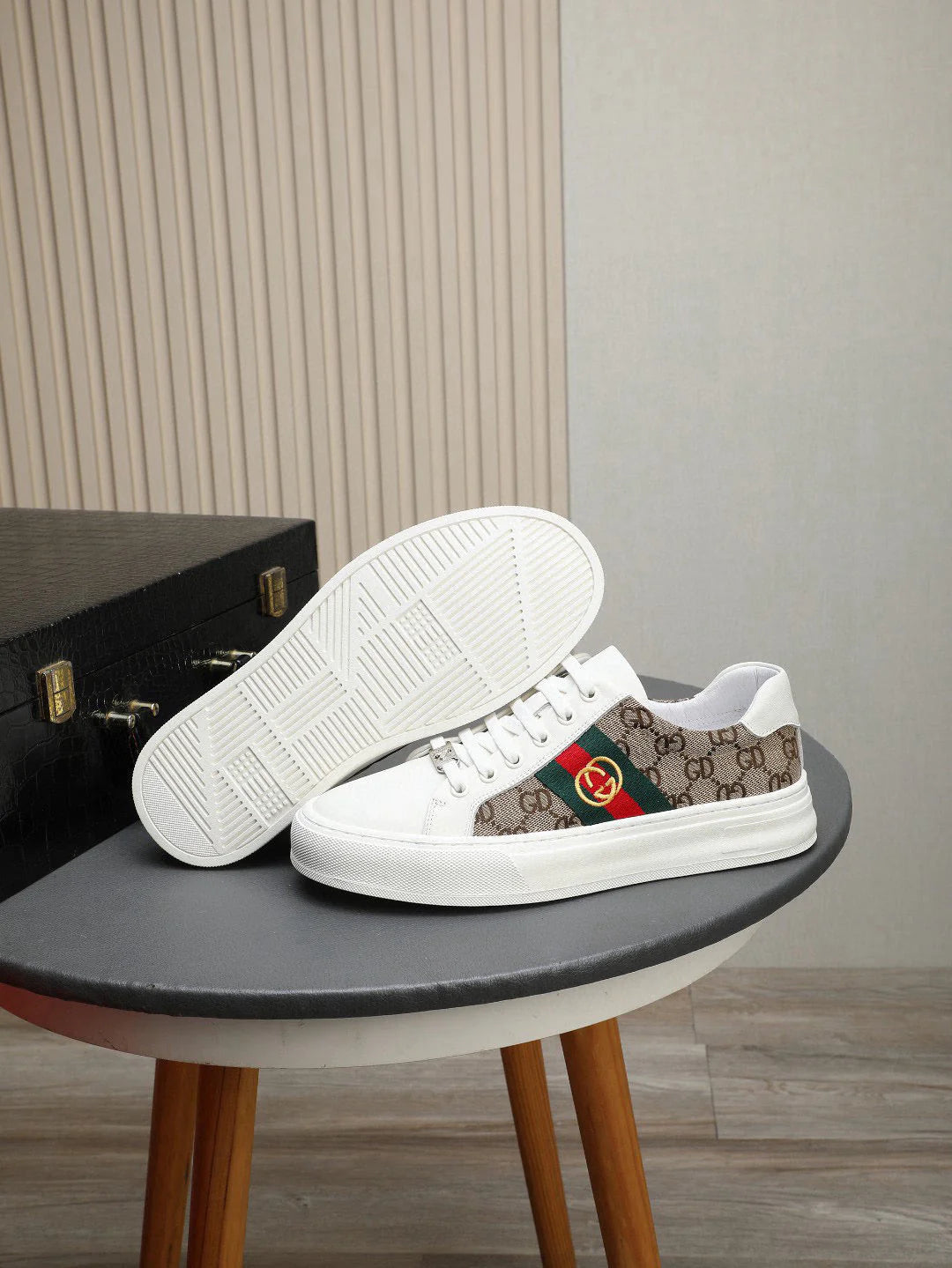 GG Men's Ace Sneaker Brown White Print Fabric 522633