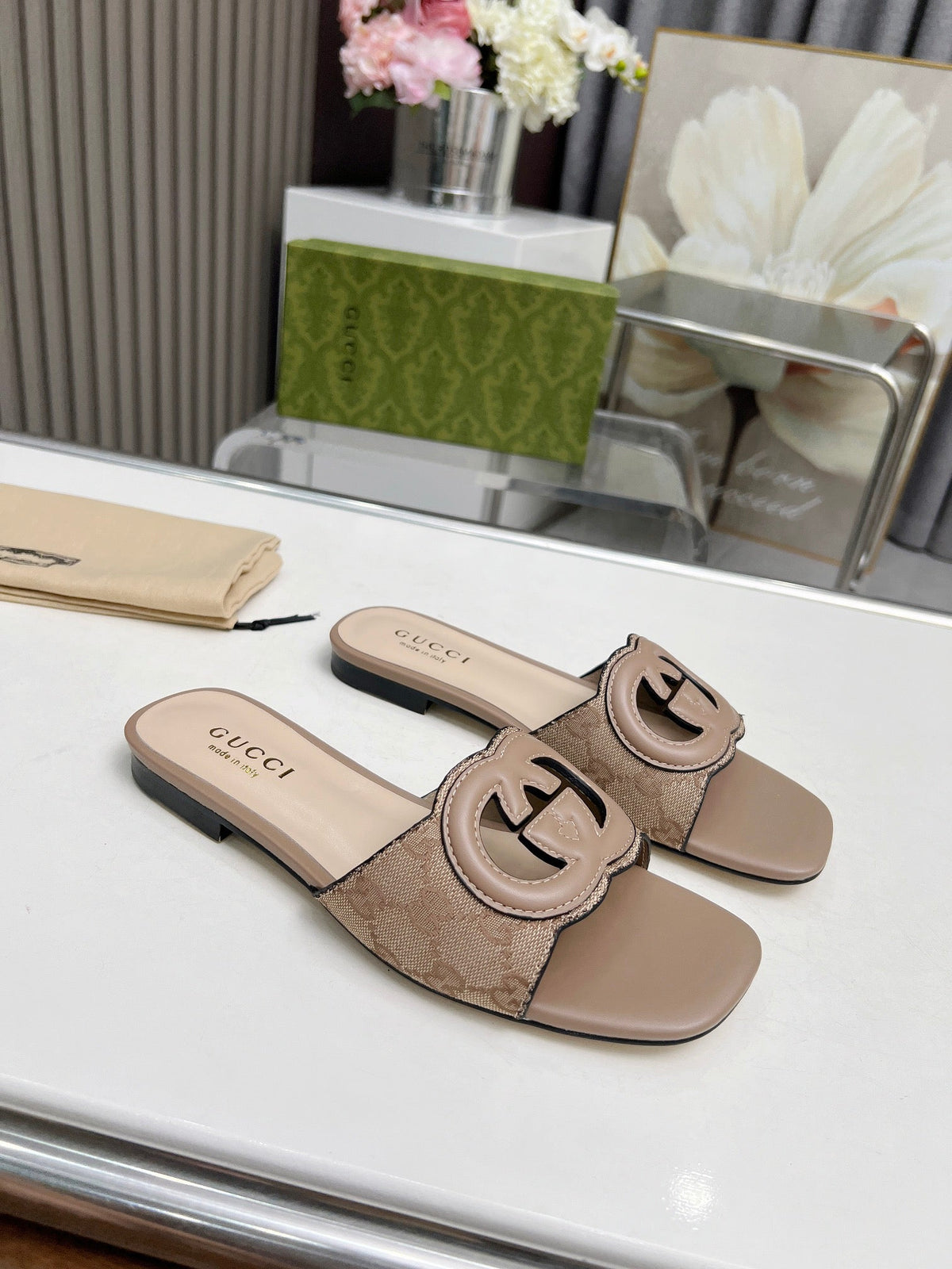 25 Ladies New Fashion Slippers PD0425031409