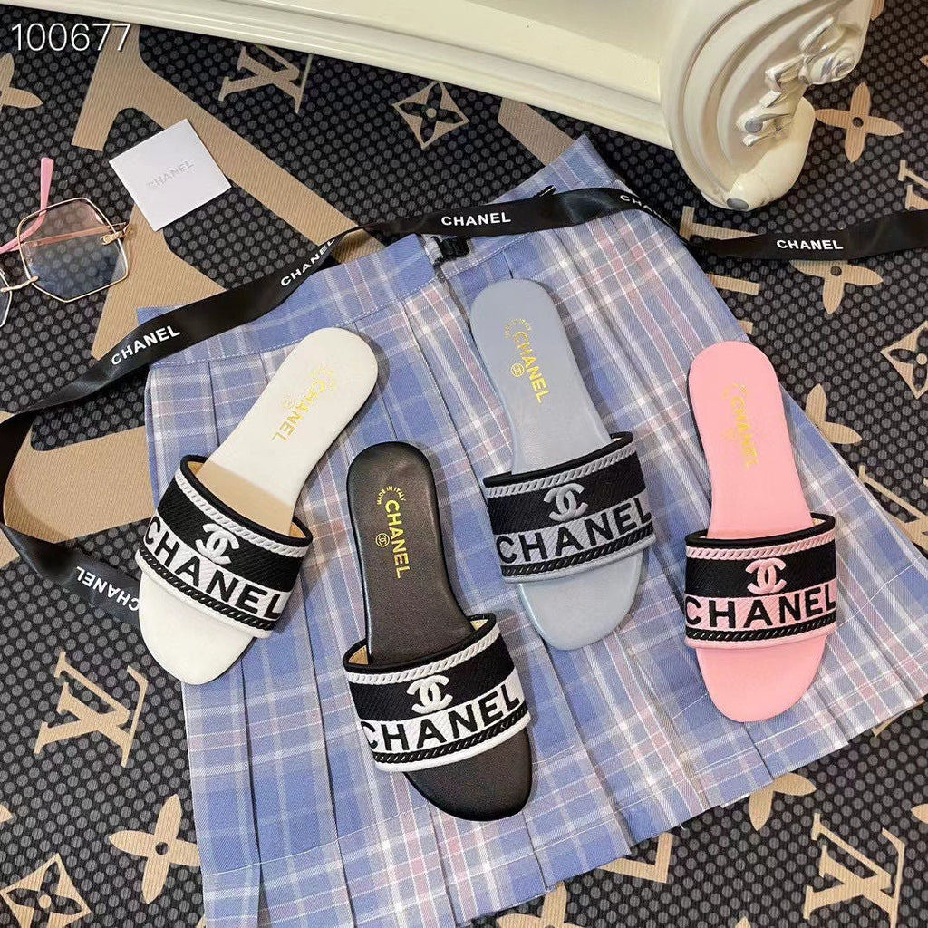 Fashionable Embroidered Slippers PD04062602