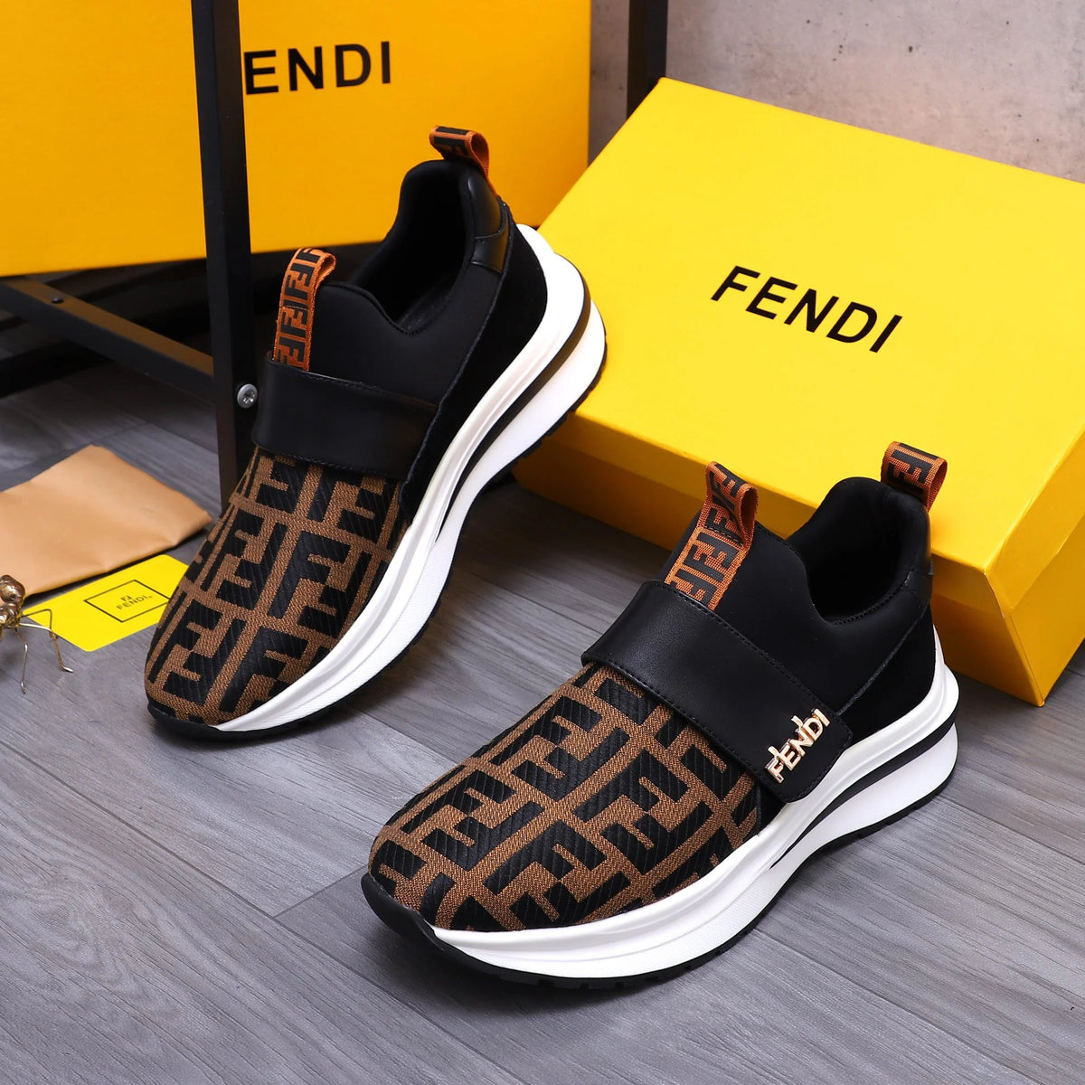 New cowhide patchwork breathable woven casual shoes 1024070920