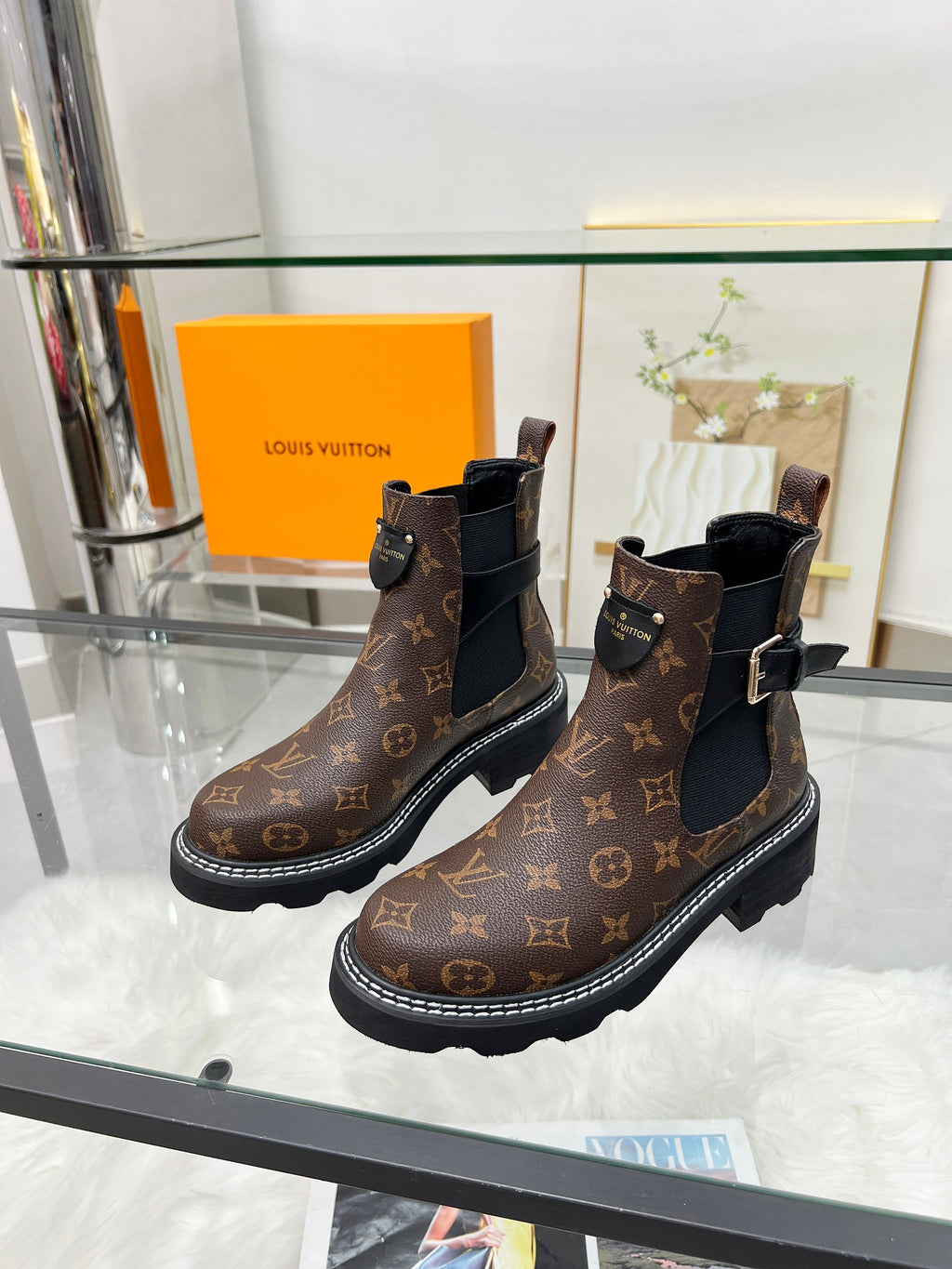 24 New Fall and Winter Fashion Women's Boots 0424090212