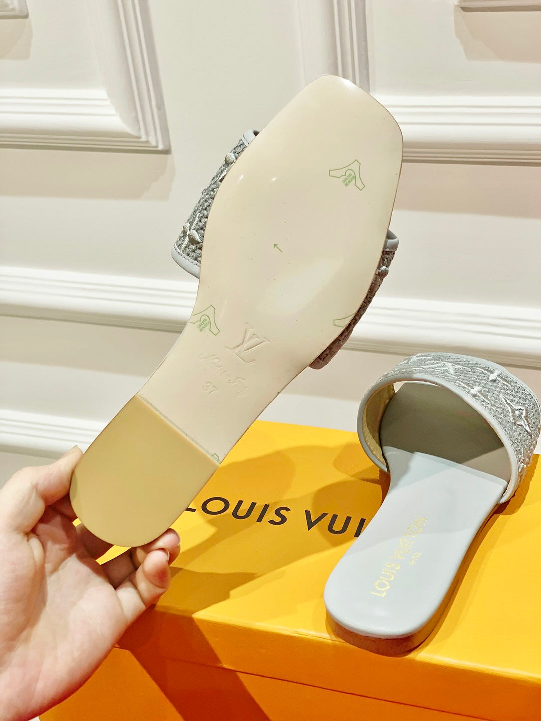 23 New summer slippers LOGO jacquard classic slippers XC 04 230717 02