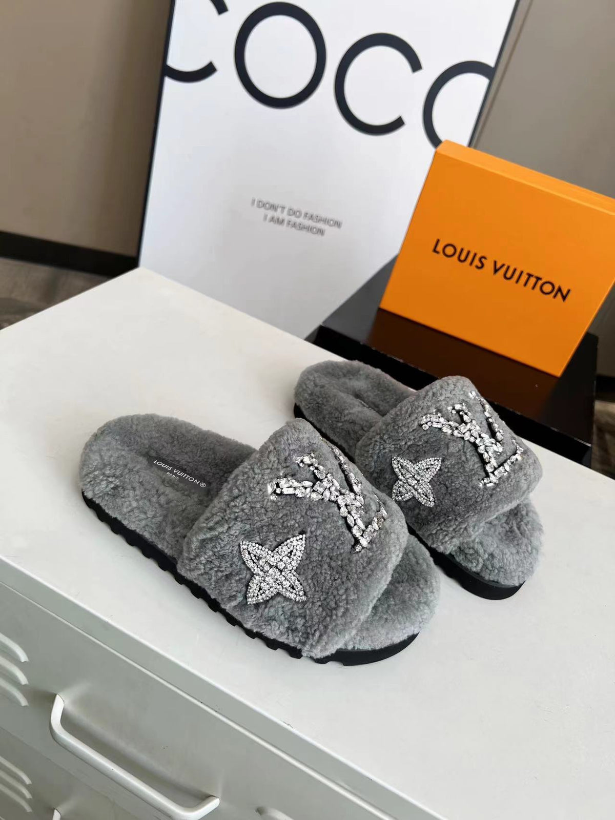 23 The most popular lambswool slippers in autumn and winter XC0423101606