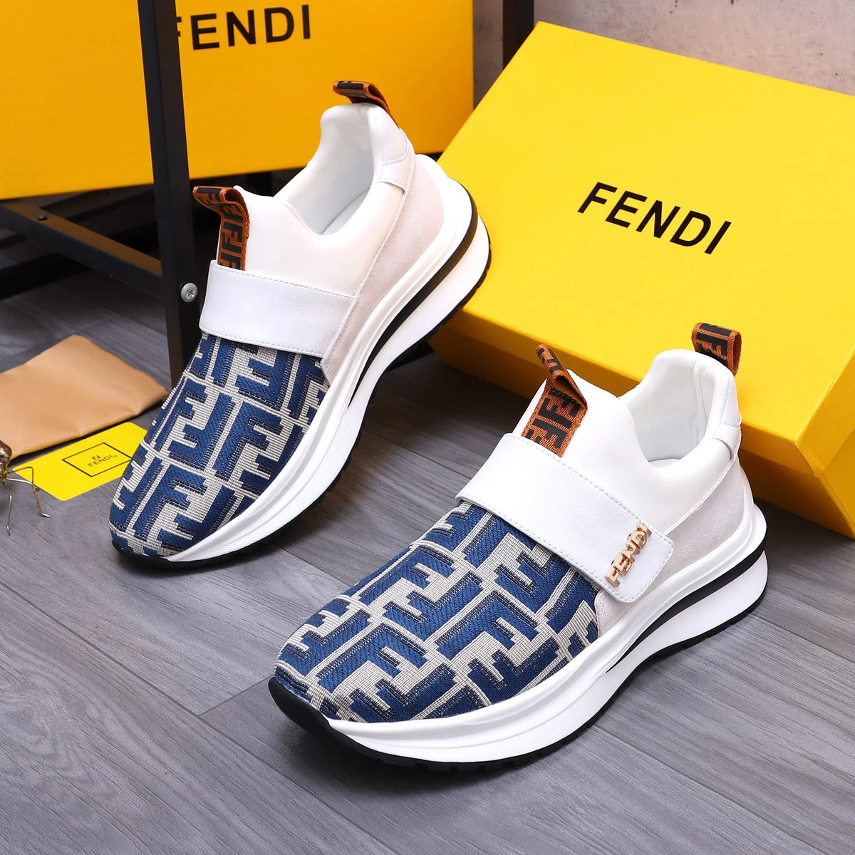 New cowhide patchwork breathable woven casual shoes 1024070920