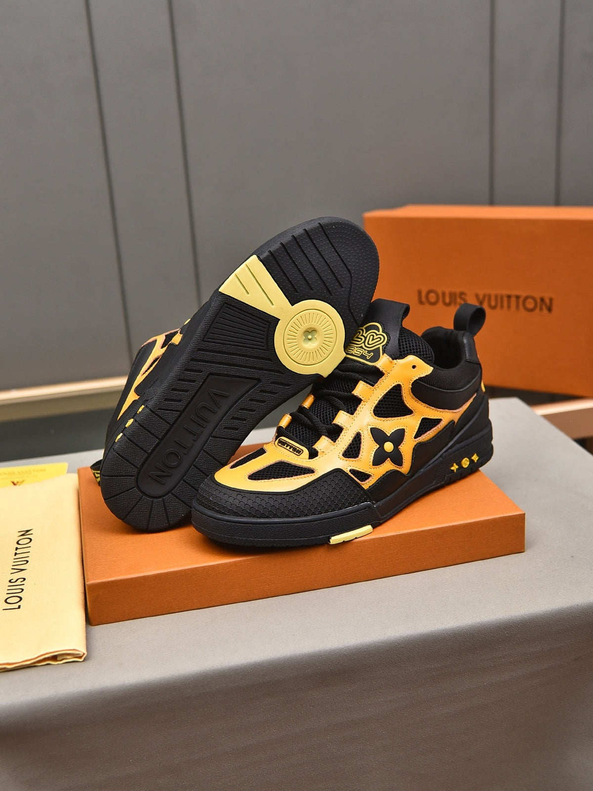 Fashion Casual New Style Men's Comfortable Sneakers Shoes V25