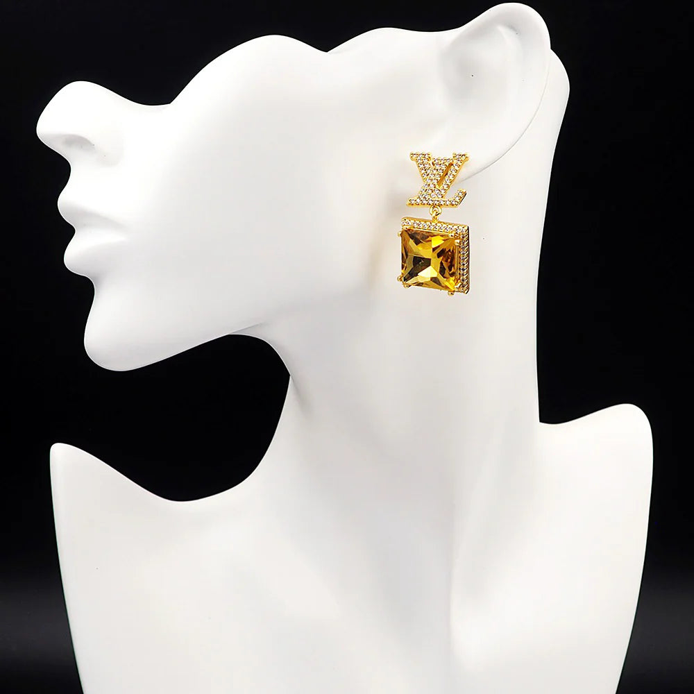 High-class earrings 1425121806
