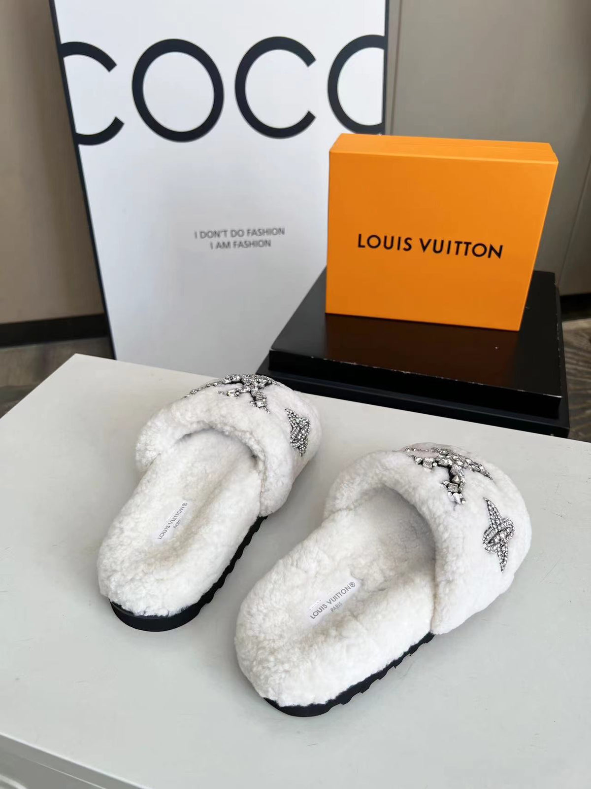 23 The most popular lambswool slippers in autumn and winter XC0423101606