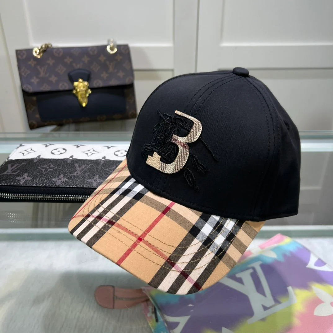 Fashionable and versatile baseball cap for men and women 1024011211