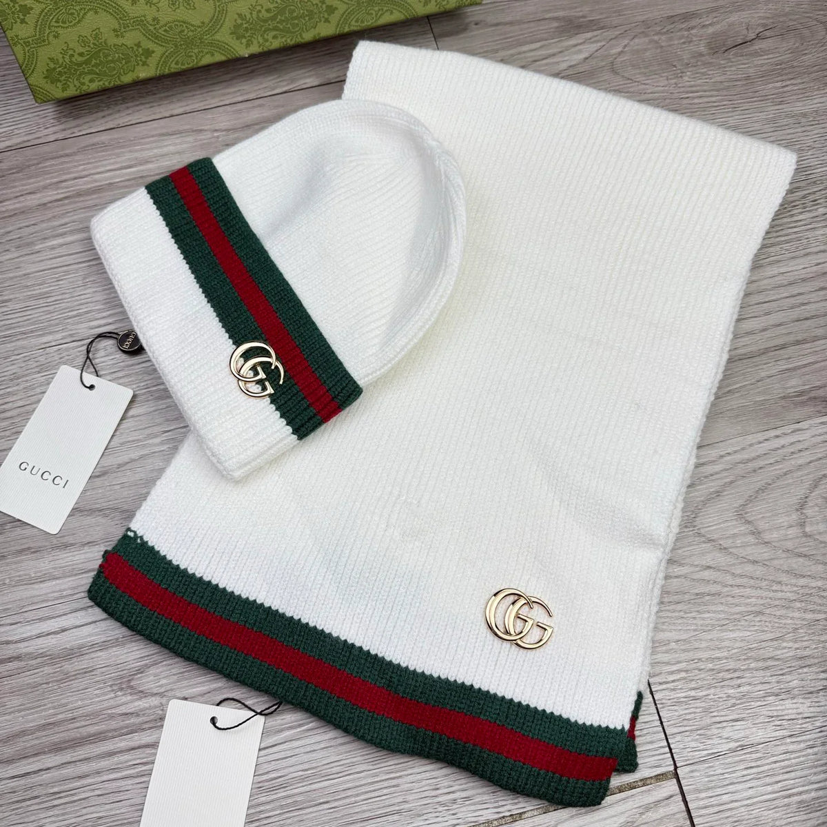 Stylish versatile scarf and hat set 1025110313