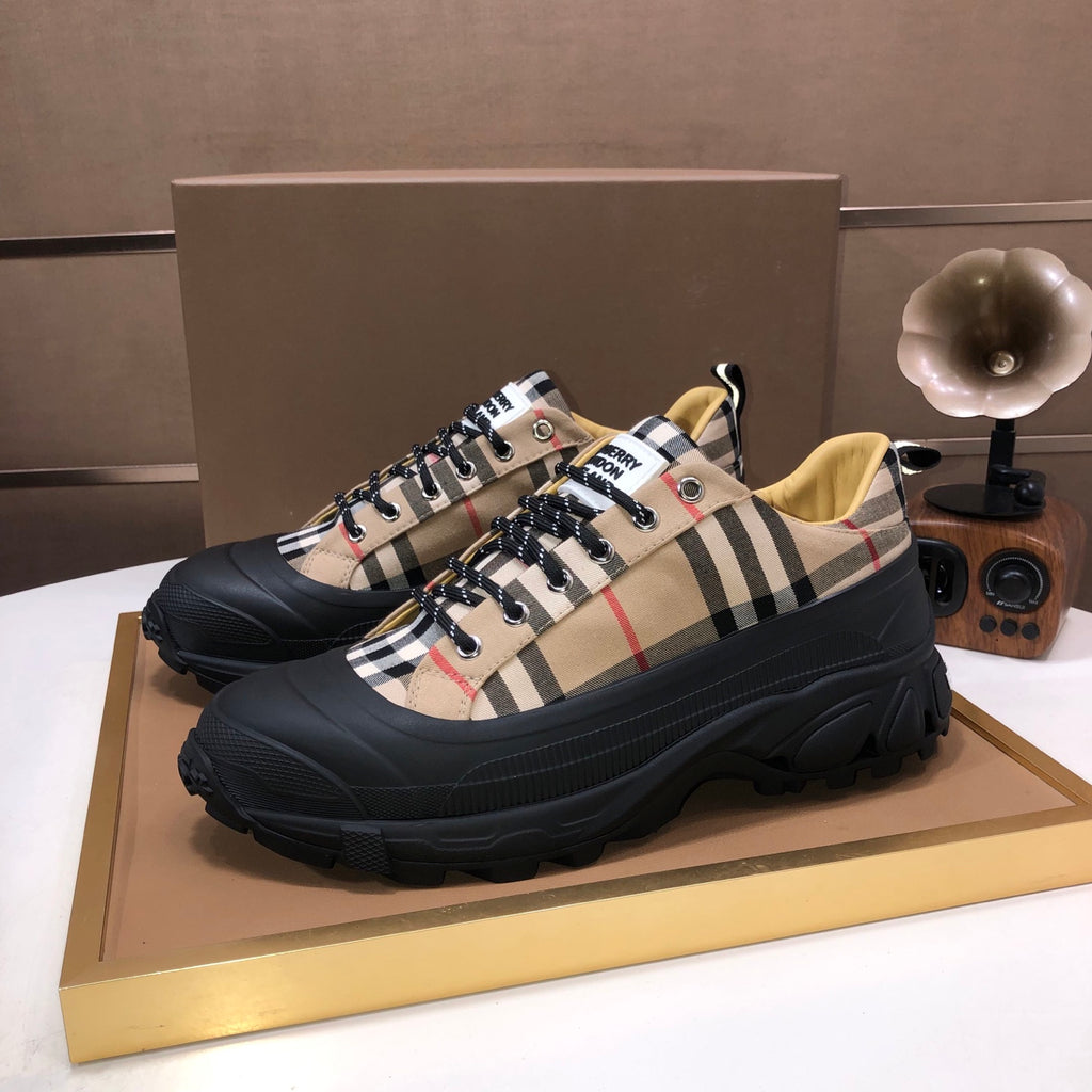 25 Luxury B Brand Casual Sneakers 0425102202