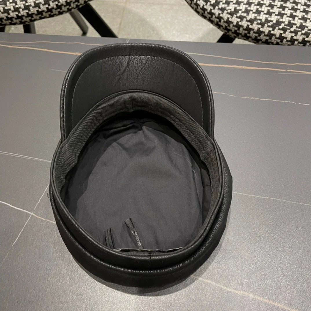 BAKER BOY CAP IN BLACK CALFSKIN 420946