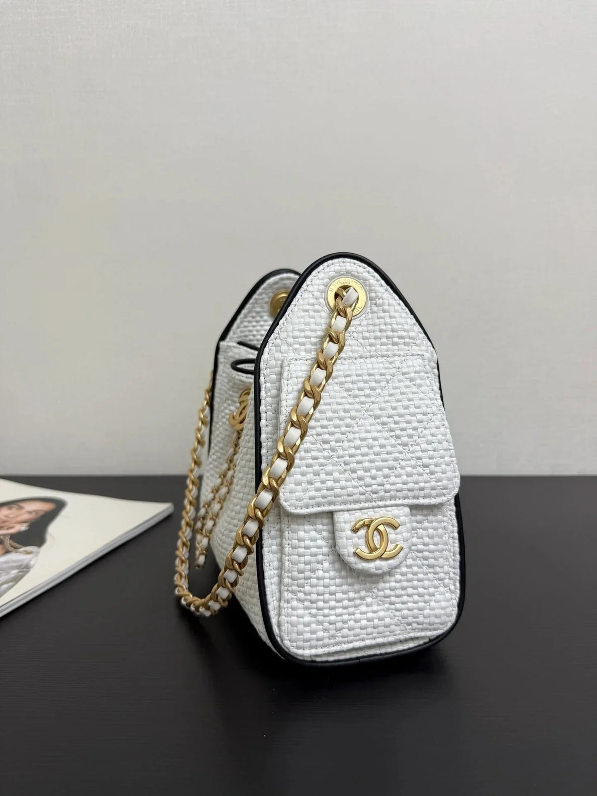 CHA  2026 Hobo Bag 22cm White Black Woven Leather