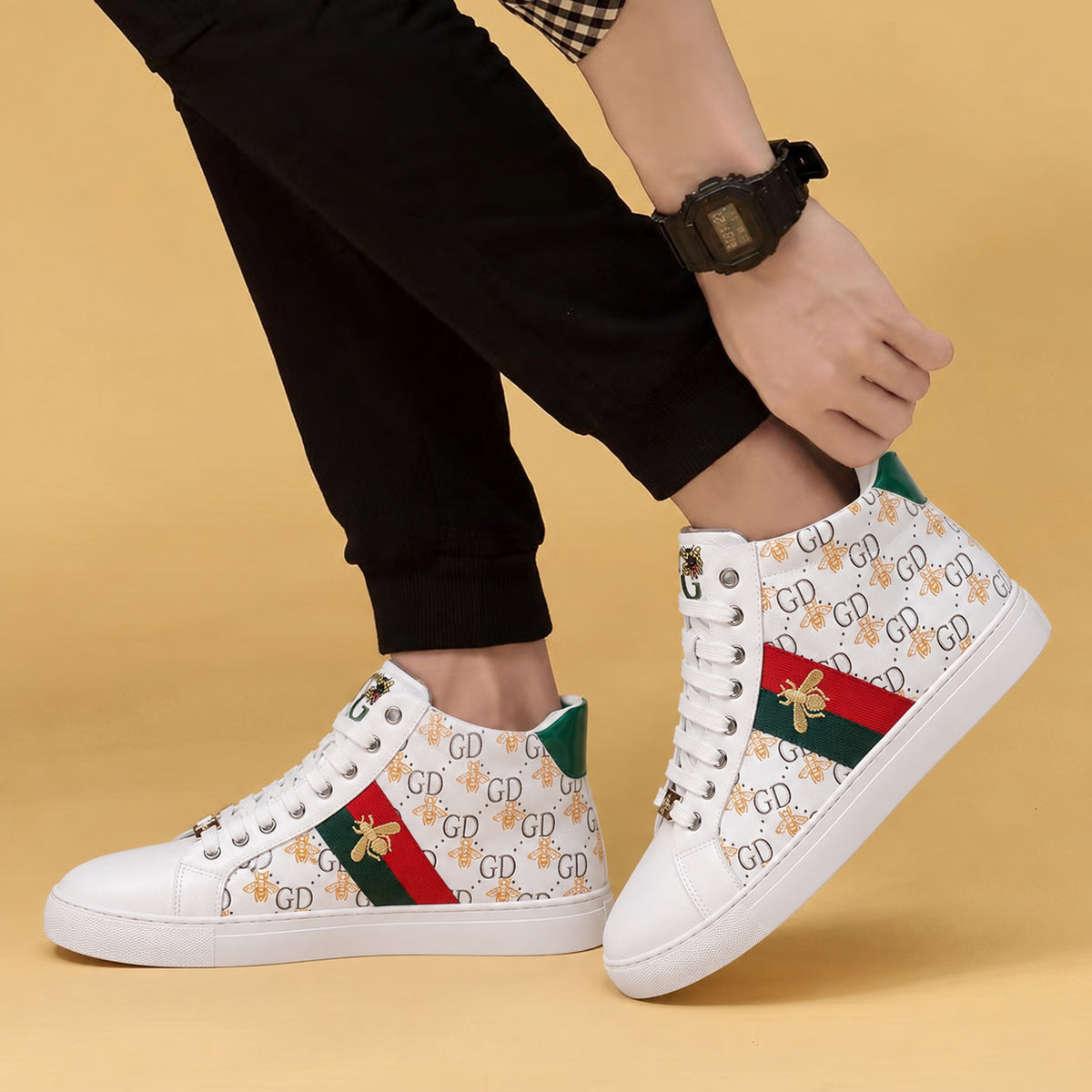 New G Logo White Sneakers PD0426091101