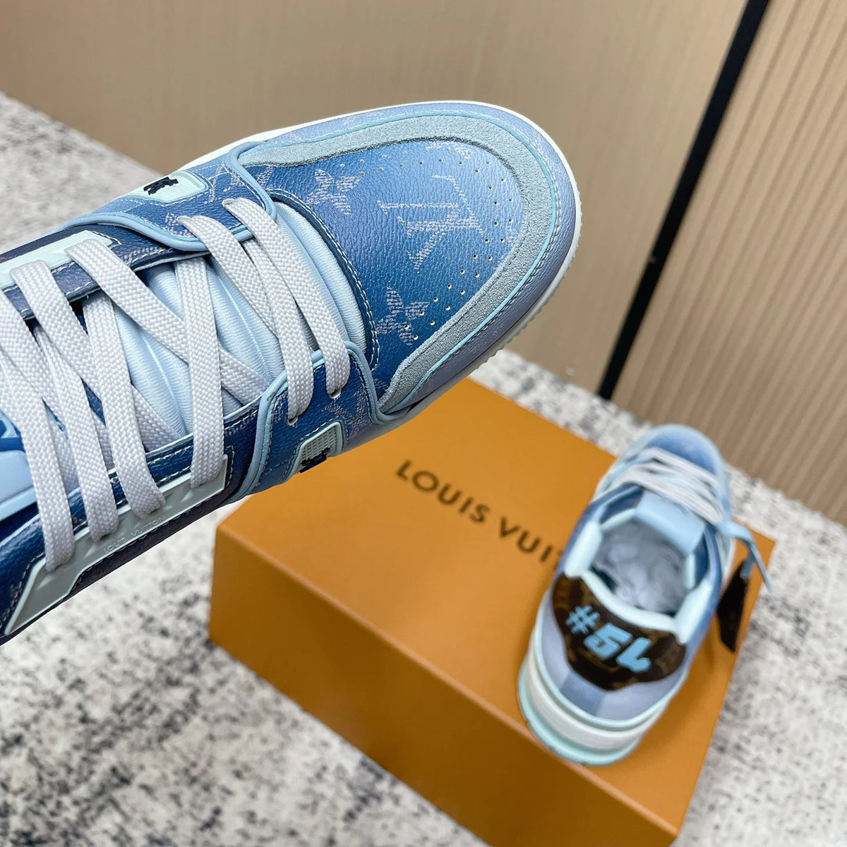 Classic Couple's Sneakers 1026060502