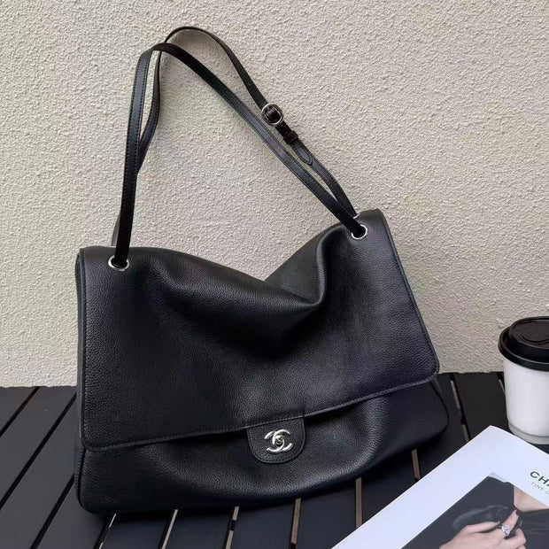 CHA  2026 Maxi Flap Bag 38.5cm Black Calfskin