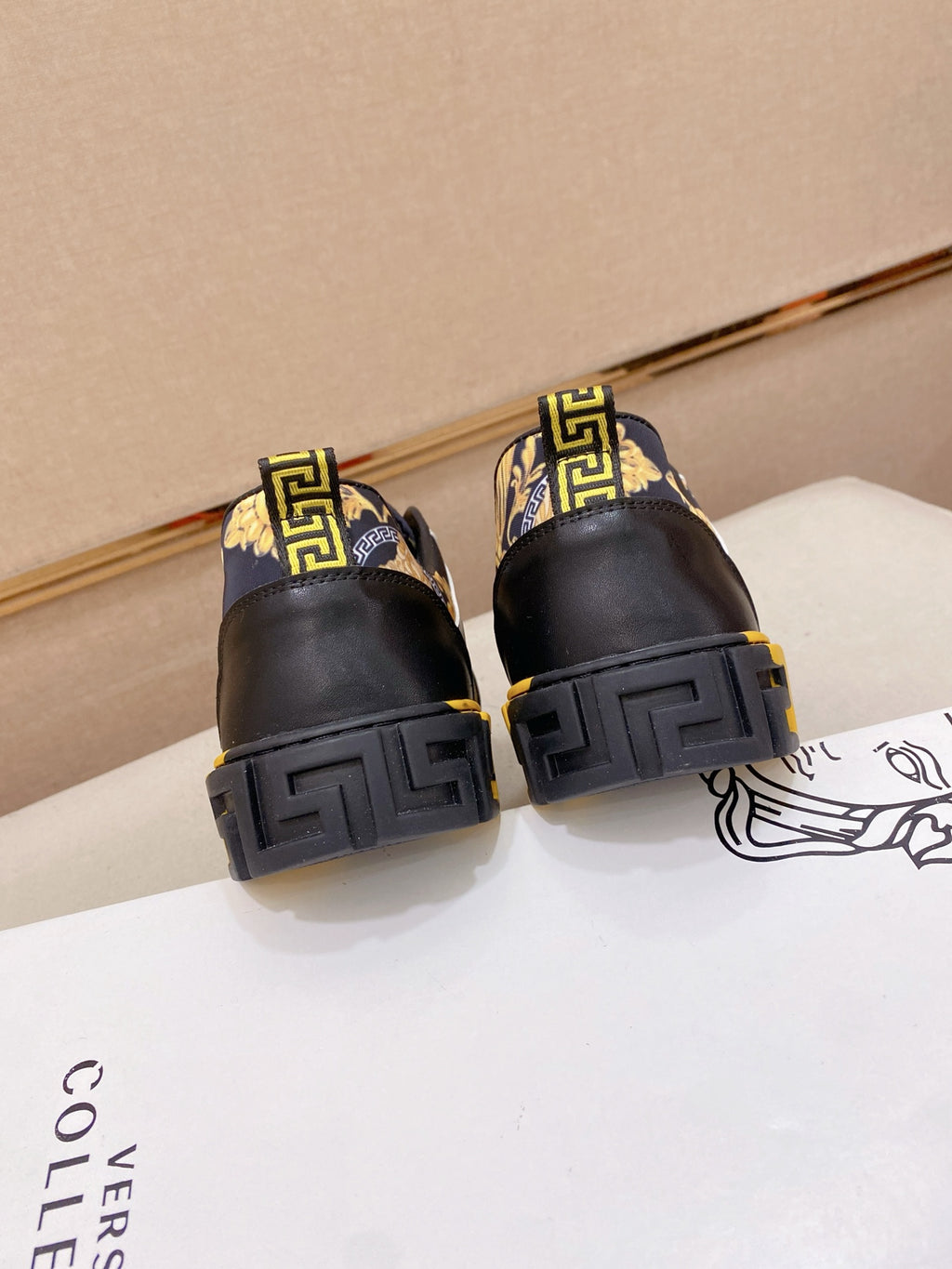 VS NEW Casual Sneakers XC0426092806