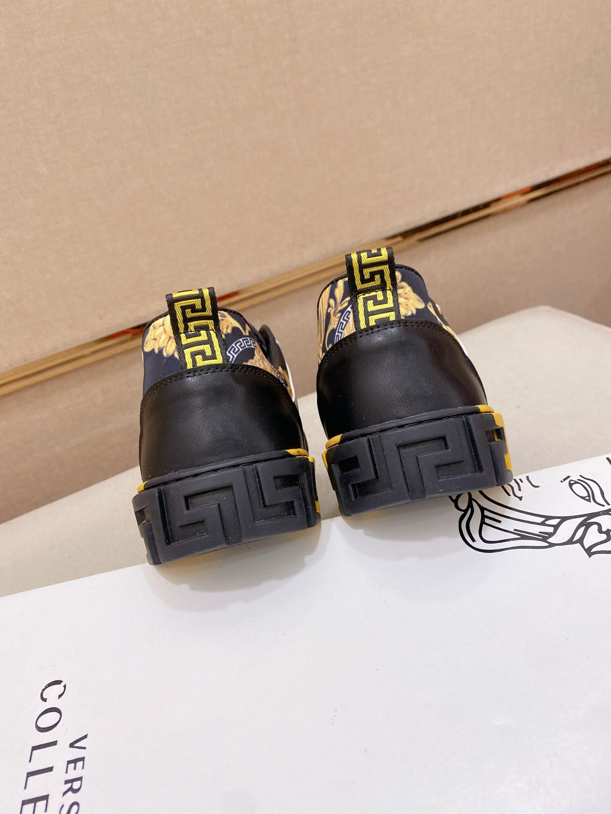 VS NEW Casual Sneakers XC0426092806